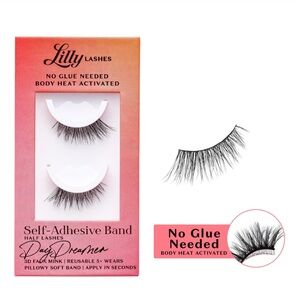 NIB Lilly Lashes Self Adhesive Eyelashes (Half Lashes) (DayDreamer)